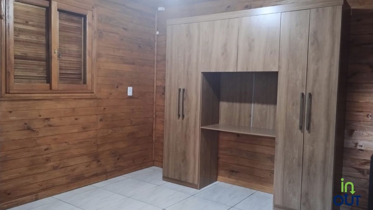 Casa de 1 dormitório semi-mobiliada na Linha Ávila Baixa